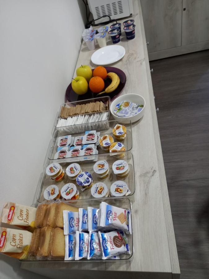 B&B Km 198 - Letto E Colazione Sorbara Extérieur photo