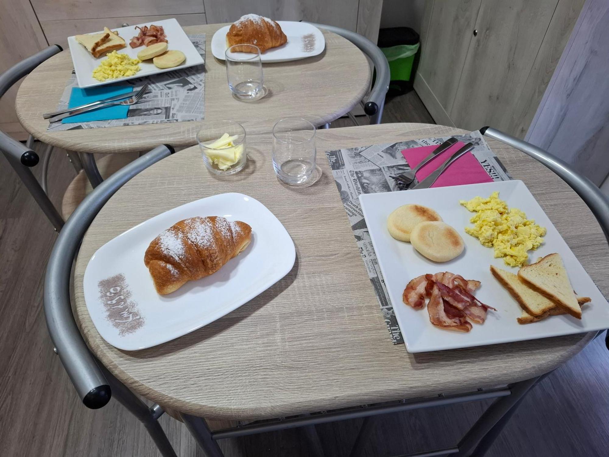 B&B Km 198 - Letto E Colazione Sorbara Extérieur photo